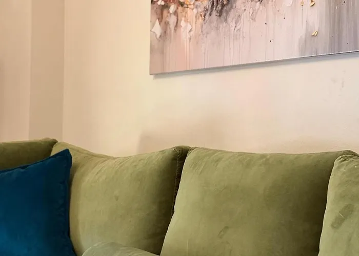 Olive In The Heart Of * Tiran